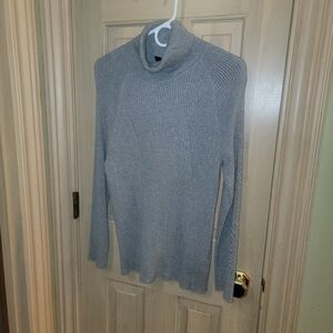 Misses Sz XL Motive Gray Turtleneck Sweater